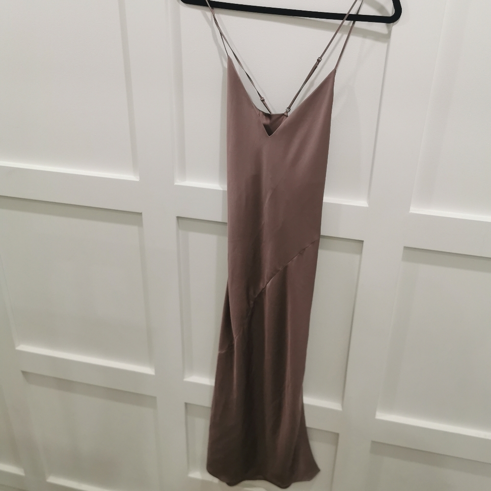 Aritzia Babaton Bellamy Satin Dress size Medium